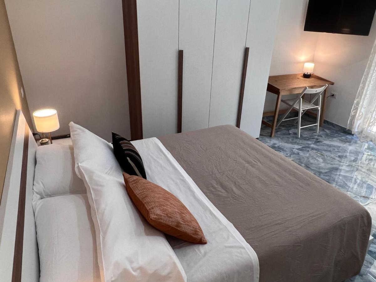 Appartamento Borgo 1313 Napoli Esterno foto